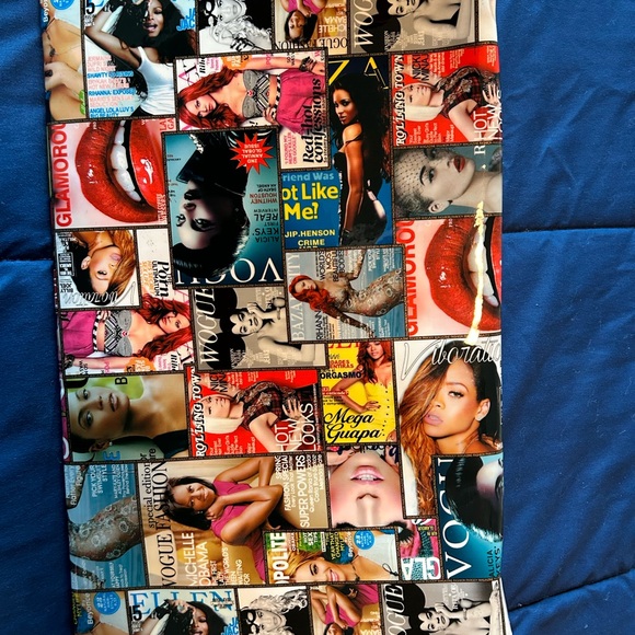 MAGAZINE Celebrity Print Bag/ Envelope/ Clutch • Medium • Multiple Colors • - Picture 7 of 8